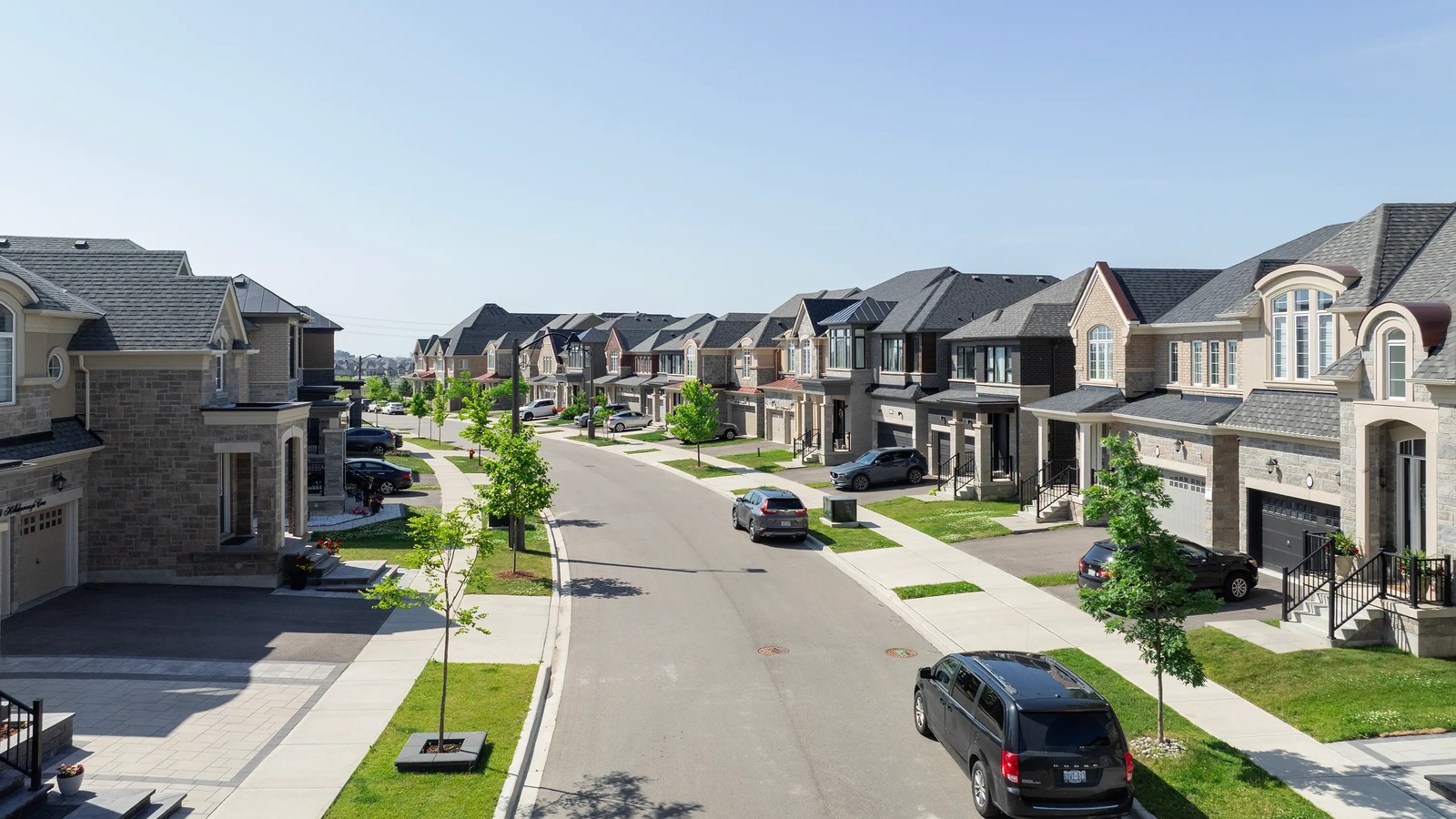 Ivy Rouge 第四期回归：Oakville Sixth Line & Burnhamthorpe 的镇屋、半独立与独立屋